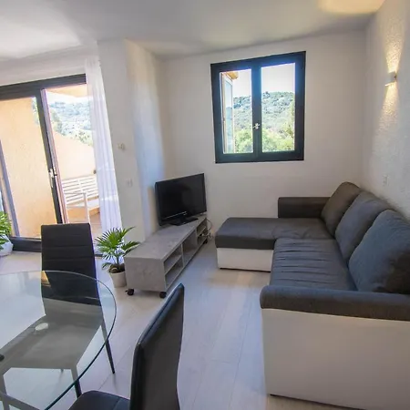 Apartment Porticcio - T2 Avec Piscine A 2 Minutes De La Plage